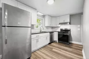 21 Davis Rd, East Hartford, CT 06118 - Photo 7