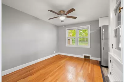 21 Davis Road, East Hartford, CT 06118 - Photo 5