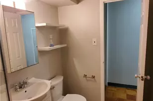 80 Cartright St, Bridgeport, CT 06604 - Photo 11