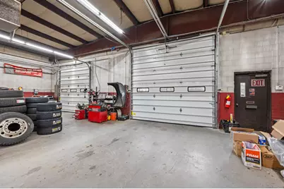 15 King Spring Road, Windsor Locks, CT 06096 - Photo 17