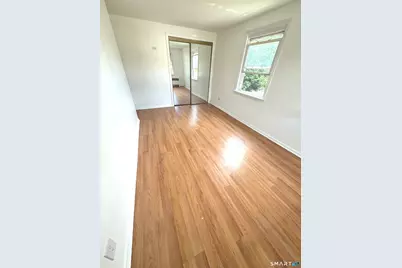 110 Dirienzo Heights, Derby, CT 06418 - Photo 9