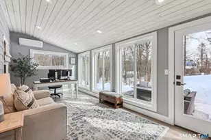 187 Middle River Rd, Danbury, CT 06811 - Photo 7