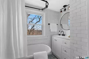 77 Meadowbrook Rd, Fairfield, CT 06824 - Photo 21