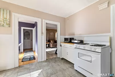 27 Windsor Avenue, Meriden, CT 06451 - Photo 5