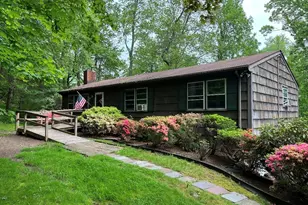 151 Fans Rock Rd, Hamden, CT 06518 - Photo 25