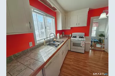 37 Sheffield Street, New Britain, CT 06051 - Photo 7