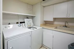 129 Brentwood Dr, Wallingford, CT 06492 - Photo 19