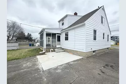 126 Ohio Avenue, Bridgeport, CT 06610 - Photo 3