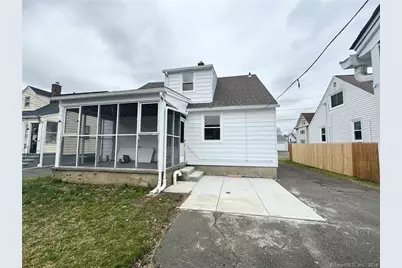 126 Ohio Avenue, Bridgeport, CT 06610 - Photo 9