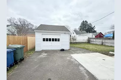 126 Ohio Avenue, Bridgeport, CT 06610 - Photo 5