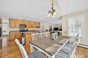 23 Neville St, Coventry, CT 06238 - Photo 5