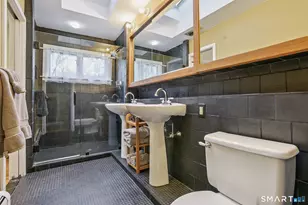 56 Roger Rd, New Haven, CT 06515 - Photo 25