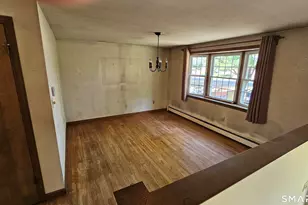 121 Hoskins Rd, Simsbury, CT 06070 - Photo 9