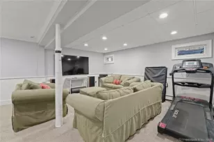 5 Holly Pl, Wilton, CT 06897 - Photo 27