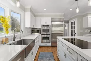 5 Holly Pl, Wilton, CT 06897 - Photo 7