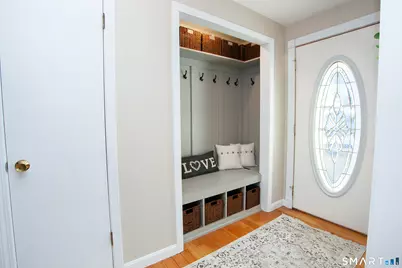 10 Ridgewood Drive, Suffield, CT 06093 - Photo 9