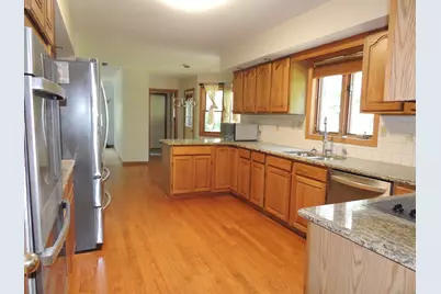 12 Cardinal Lane, Monroe, CT 06468 - Photo 9