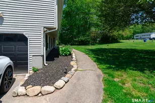 38 Deer Ridge Rd, Stonington, CT 06378 - Photo 7