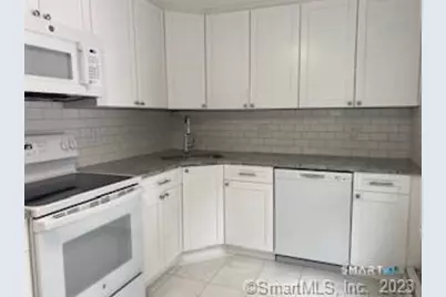 17 Wilford Avenue #2, Branford, CT 06405 - Photo 5