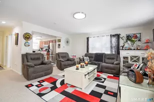 1403 Old Town Rd, Bridgeport, CT 06606 - Photo 7