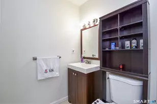 1403 Old Town Rd, Bridgeport, CT 06606 - Photo 19