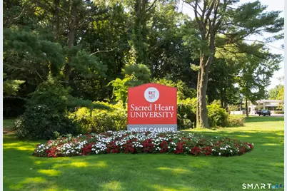 1403 Old Town Road #1403, Bridgeport, CT 06606 - Photo 25