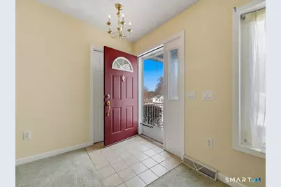 18 Hillcrest Drive, Montville, CT 06382 - Photo 3