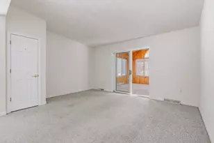 18 Hillcrest Dr, Montville, CT 06382 - Photo 25