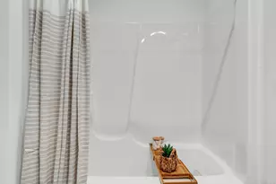 33 Main St, Meriden, CT 06451 - Photo 23