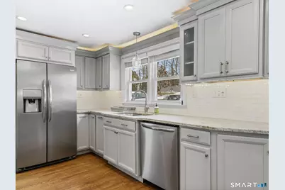 19 Olive Street, Waterford, CT 06385 - Photo 11