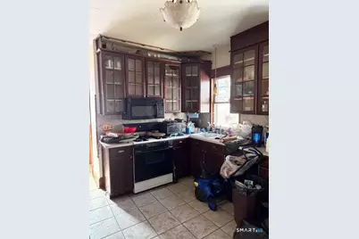 70 Westville Avenue, Danbury, CT 06810 - Photo 13