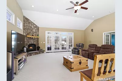 88 Kings Highway, Shelton, CT 06484 - Photo 5