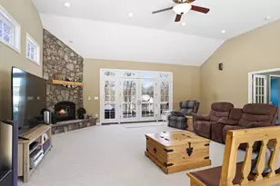 88 Kings Hwy, Shelton, CT 06484 - Photo 5