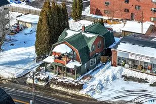 225 Meriden Rd, Waterbury, CT 06705 - Photo 3