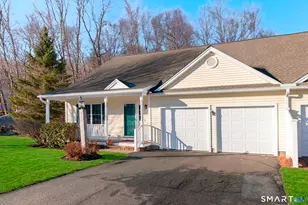 312 Spruce Hill Dr, Oxford, CT 06478 - Photo 3