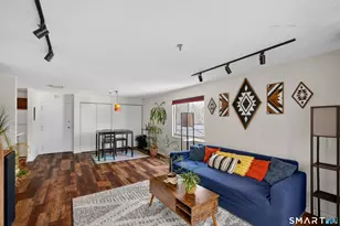 21 Putter Dr, Wallingford, CT 06492 - Photo 9