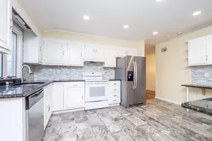 267 Thayer Pond Rd, Wilton, CT 06897 - Photo 3