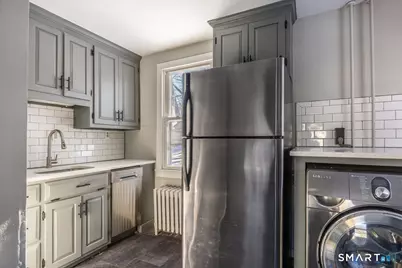 9 Garden Court, Fairfield, CT 06825 - Photo 5