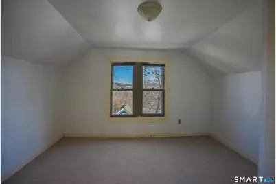 128 Millville Avenue, Naugatuck, CT 06770 - Photo 37