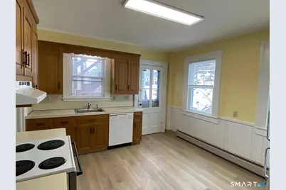 128 Millville Avenue, Naugatuck, CT 06770 - Photo 25