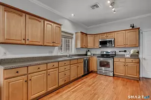 485 River St, Windsor, CT 06095 - Photo 3