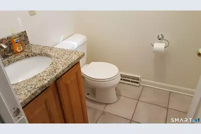 71 1/2 Park Avenue #B, Derby, CT 06418 - Photo 9