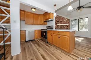 19 Polpis Ln, Guilford, CT 06437 - Photo 11