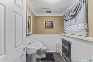 43 Collingsdale Dr, Milford, CT 06461 - Photo 31