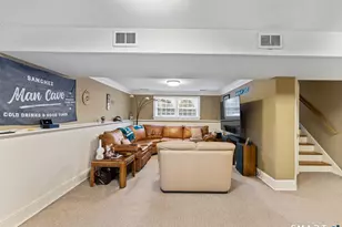 43 Collingsdale Dr, Milford, CT 06461 - Photo 29