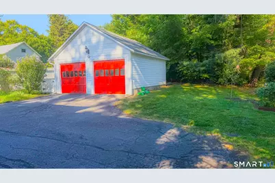 34 Hamilton Avenue, Watertown, CT 06795 - Photo 3