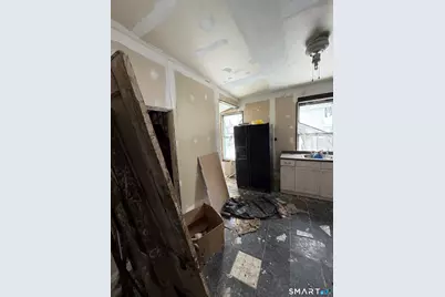 83 Maple Street, Norwich, CT 06360 - Photo 7