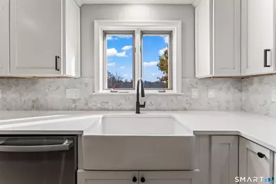 15 Berkshire Drive, Brookfield, CT 06804 - Photo 7