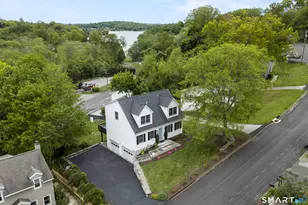 15 Berkshire Dr, Brookfield, CT 06804 - Photo 1