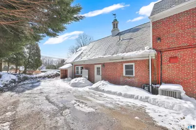 186 Hillside Road, Fairfield, CT 06824 - Photo 3